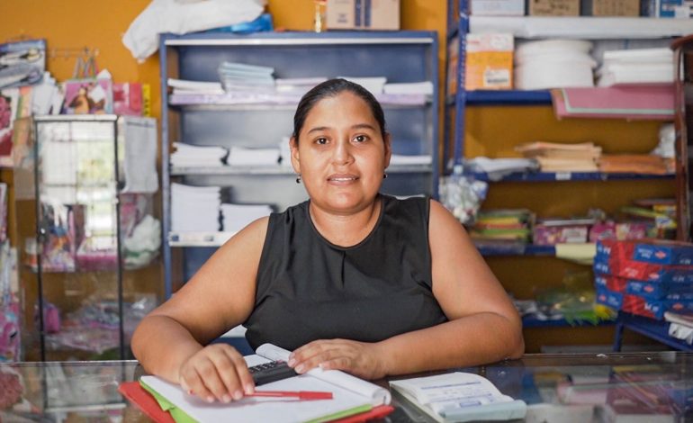 Piurana es figura de campaña internacional en favor de las mujeres emprendedoras
