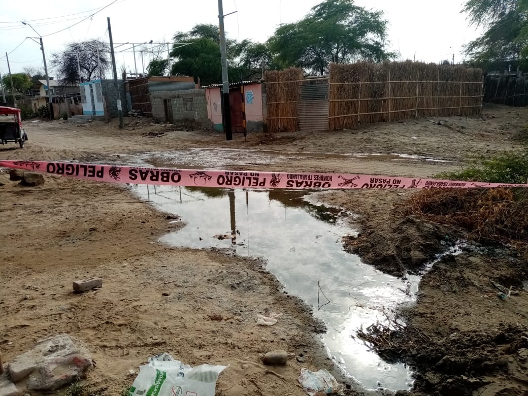 Piura: afloramiento de desagües ponen en riesgo salud de moradores en La Unión