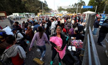 Aumenta el flujo de venezolanos en la frontera de Tumbes ante el pedido de visado
