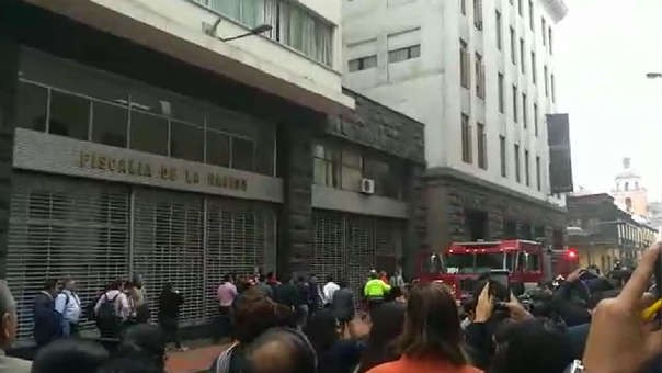 Un incendio se registró en sede de Fiscalía de Lavado de Activos en el Cercado de Lima