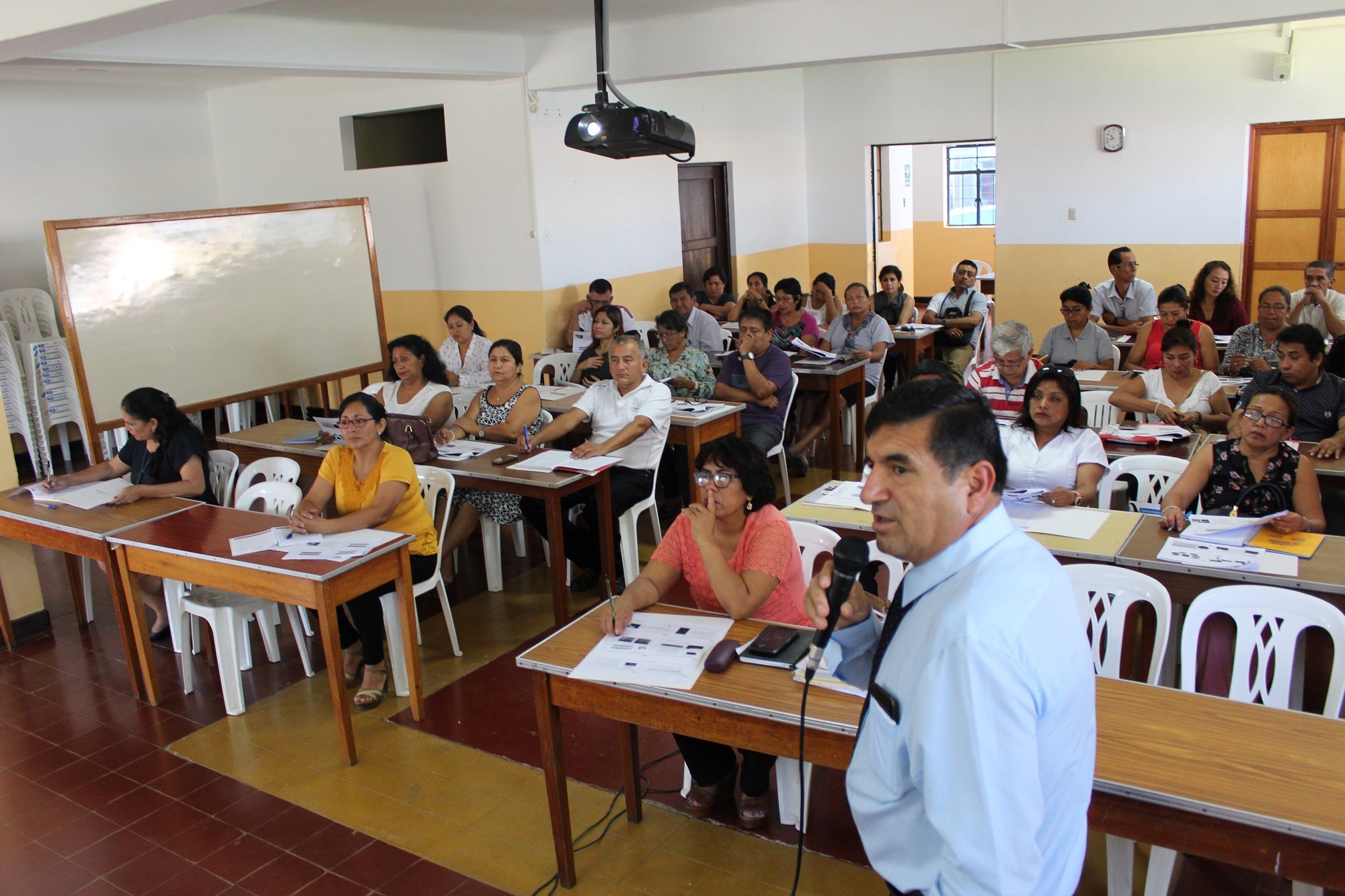 Sullana: Contraloría fortalece capacidades de docentes para programa Auditores Juveniles