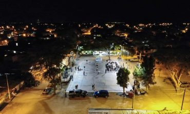 Inauguran cuarta losa deportiva con iluminación de paneles solares en Veintiséis de Octubre