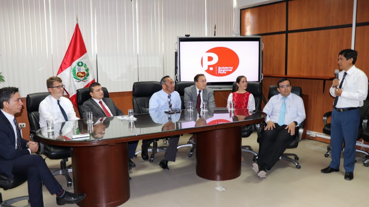 Médicos norteamericanos operan gratis a pacientes de hospitales de Piura y Sullana