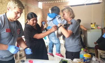 Damnificados de Pedregal Grande en Catacaos se benefician con campaña médica