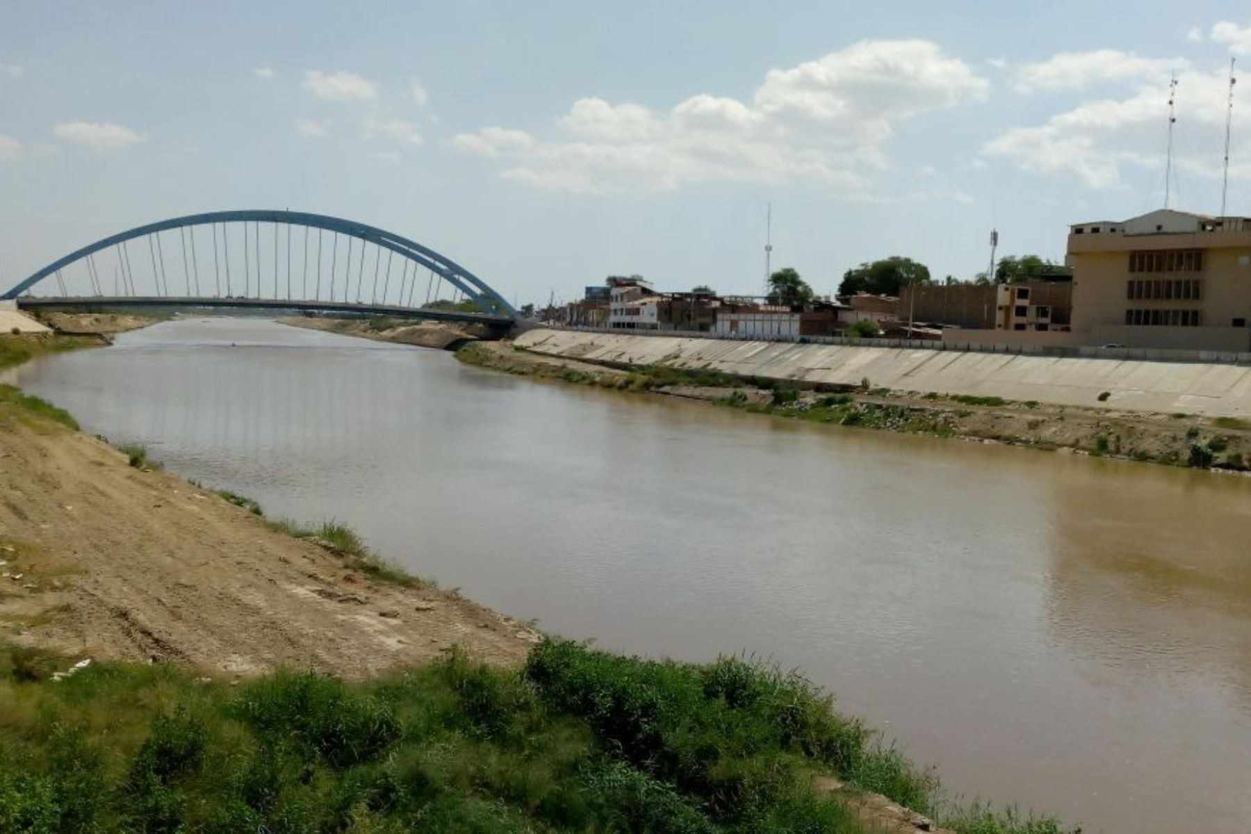 Gobernador señala que opinión técnica justifica aumento en el presupuesto para obra de prevención