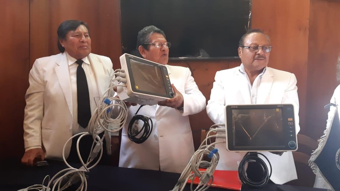 Arequipa: doctores hicieron pollada y compraron cuatro equipos para hospital