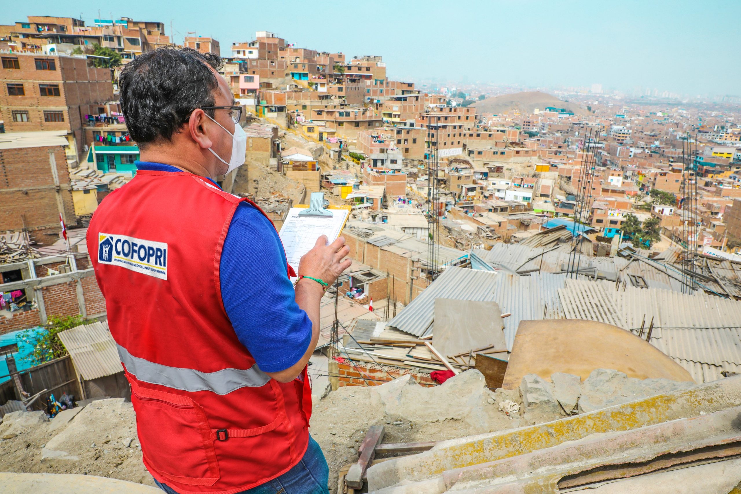 Cofopri iniciará formalización de 97 pueblos de Piura