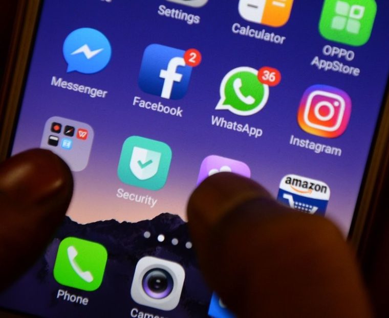 Facebook, WhatsApp e Instagram usan Twitter para disculparse