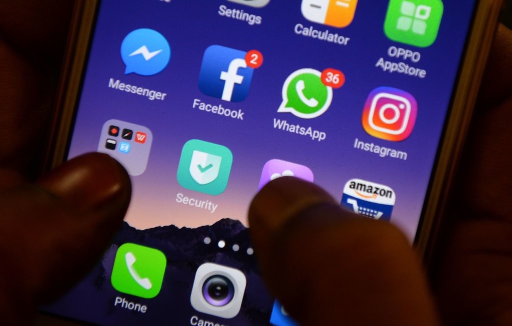 Facebook, WhatsApp e Instagram usan Twitter para disculparse