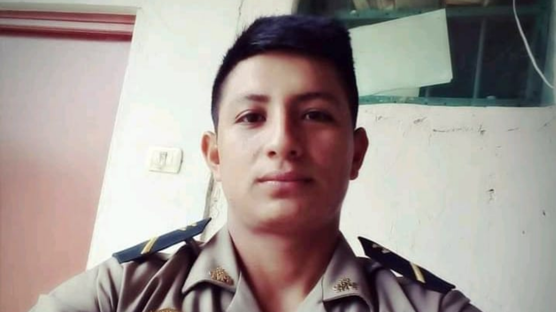 Piura: fallece policía tras caer en un socavón