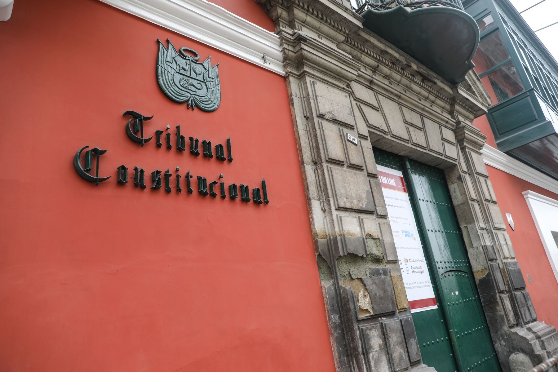 Tribunal Constitucional: excongresistas y simpatizantes de partidos entre los postulantes
