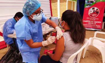 COVID-19: Conoce los efectos secundarios de las vacunas reportados en Perú