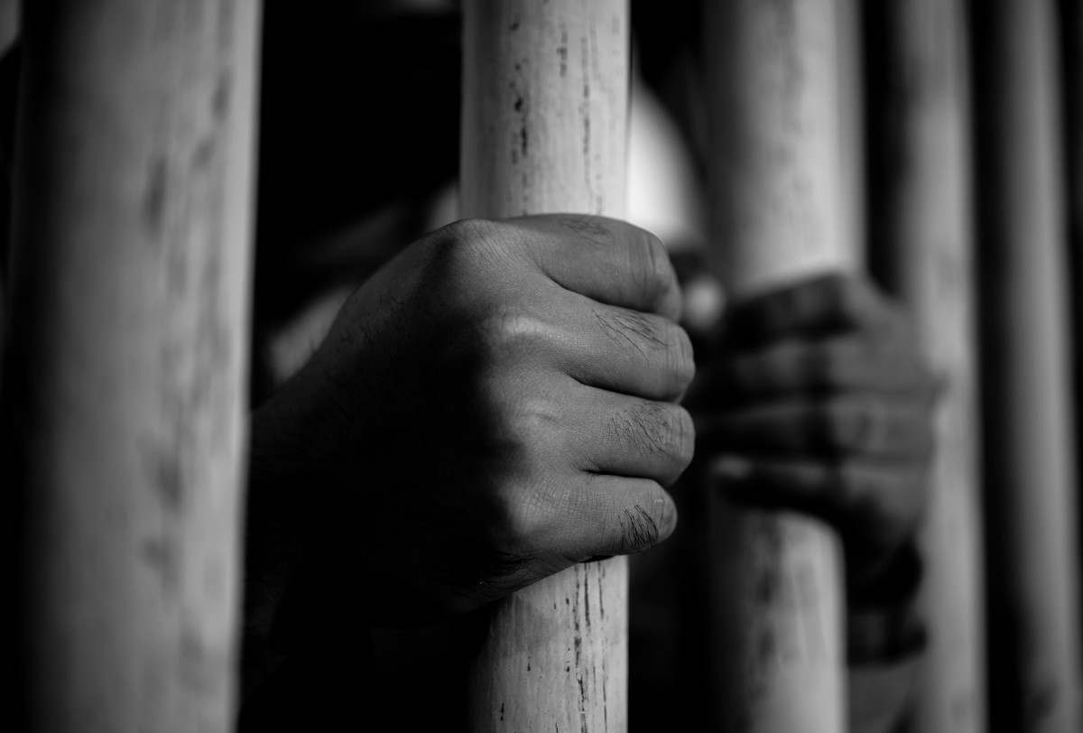 Condenan a sujeto que robó pertenencias de dos jóvenes en Castilla