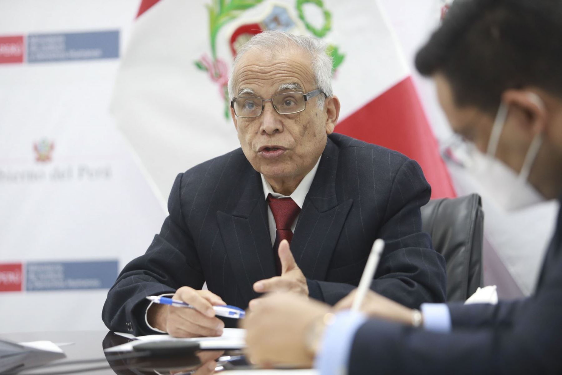 Gabinete de Aníbal Torres obtuvo la confianza del Congreso de la República ministro aníbal torres