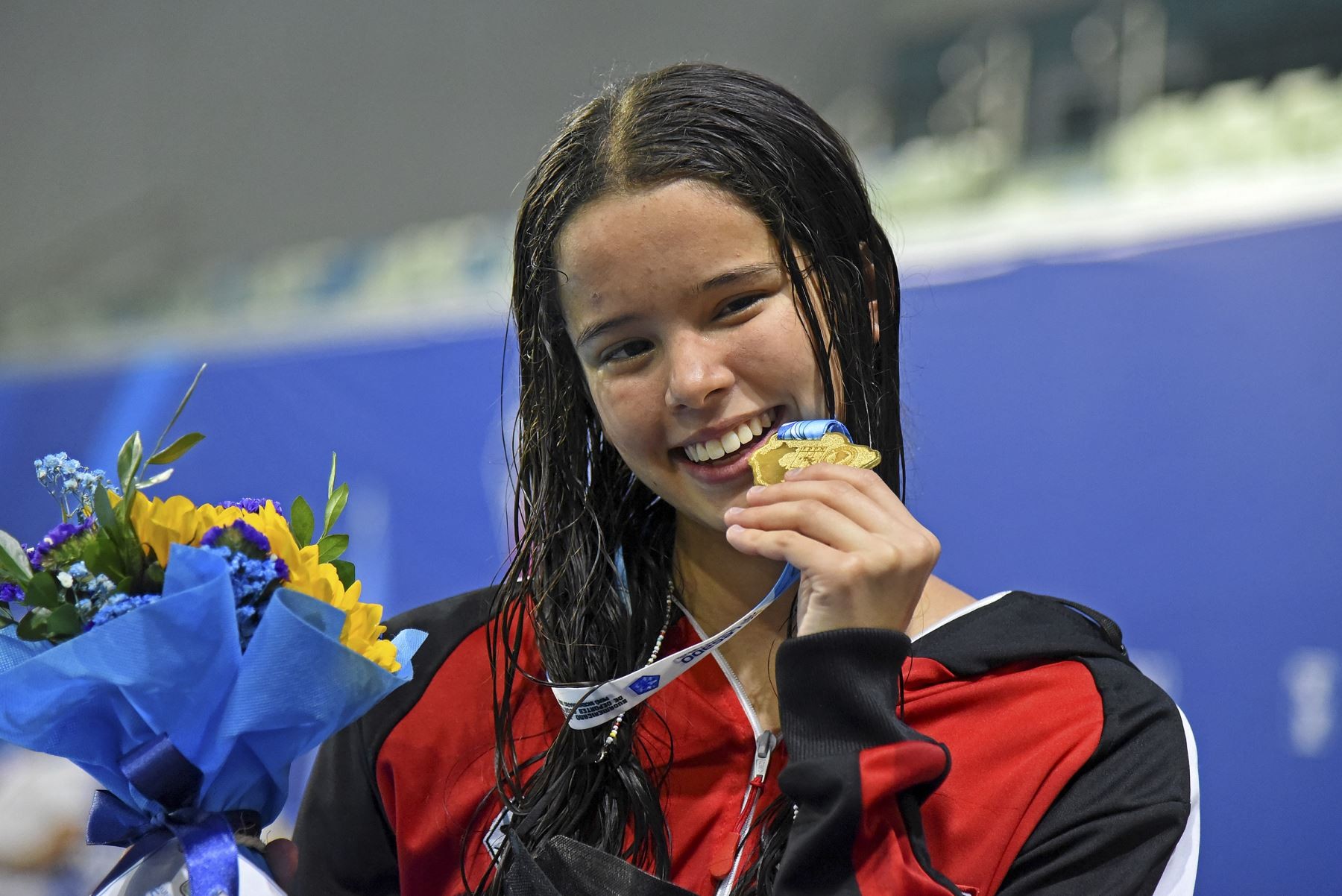Alexia Sotomayor obtiene su tercera medalla de oro en sudamericano juvenil. Alexia Sotomayor