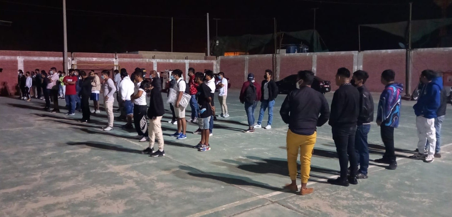 Intervienen a más de 100 jóvenes en locales de Talara que incumplían medidas sanitarias intervención 116 personas