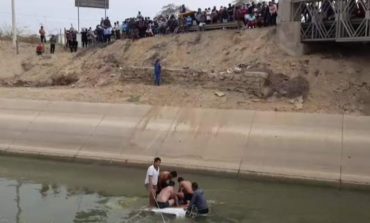 Cinco jóvenes fallecen tras caer su camioneta al canal Biaggio Arbulú