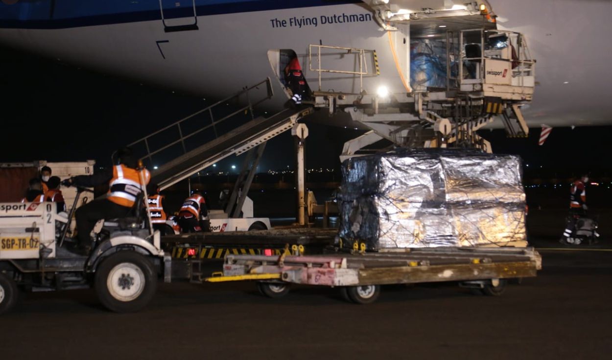 Gobierno transfiere más de 17 millones de soles al Minsa para compra de vacunas