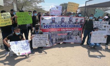 Piura: Trabajadores del INPE protestan exigiendo la eliminación del régimen CAS