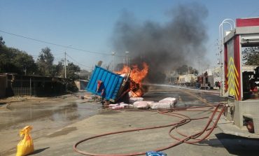 Camión se incendia en el distrito de Castilla