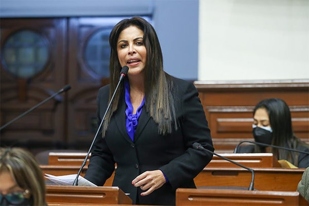 Vacancia contra Pedro Castillo: Patricia Chirinos consiguió más de 26 firmas