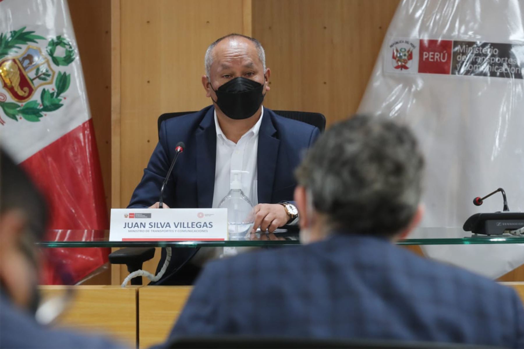 Congresistas rechazan interpelar a ministro de Transportes