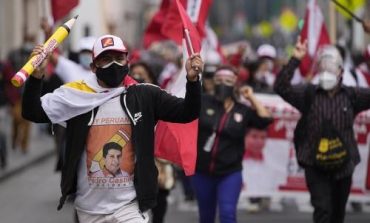 Militantes piuranos de Perú Libre protestarán en Lima contra vacancia presidencial
