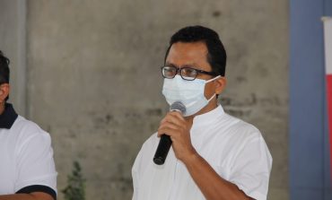 Enrique Cruz: “Pacientes con covid-19 pasan directo a UCI”