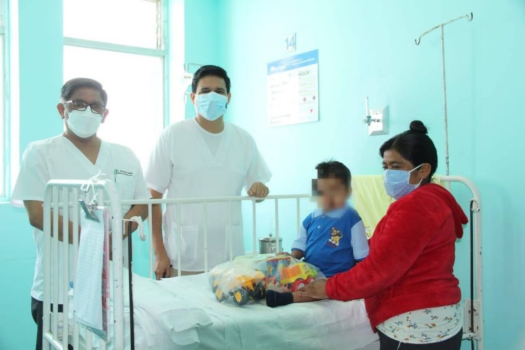 Piura: Menor de tres años vence Covid-19 y dengue al mismo tiempo
