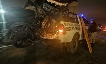 Choque entre auto y mototaxi deja dos heridos