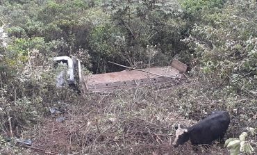 Ayabaca: camión cae a un abismo y deja un muerto