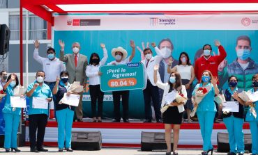 Perú alcanzó la meta de vacunar al 80 % de población con dos dosis