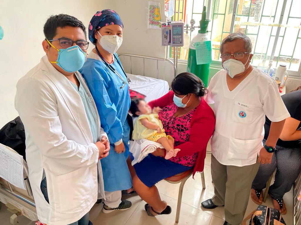 Hospital Santa Rosa: Bebé de cuatro meses que utilizaba ventilador mecánico fue operado con éxito bebé operado con éxito