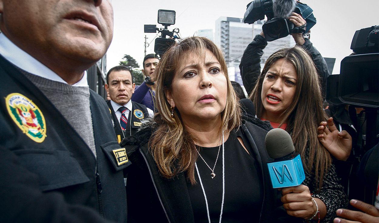 Abren indagación preliminar a fiscal Norah Córdova