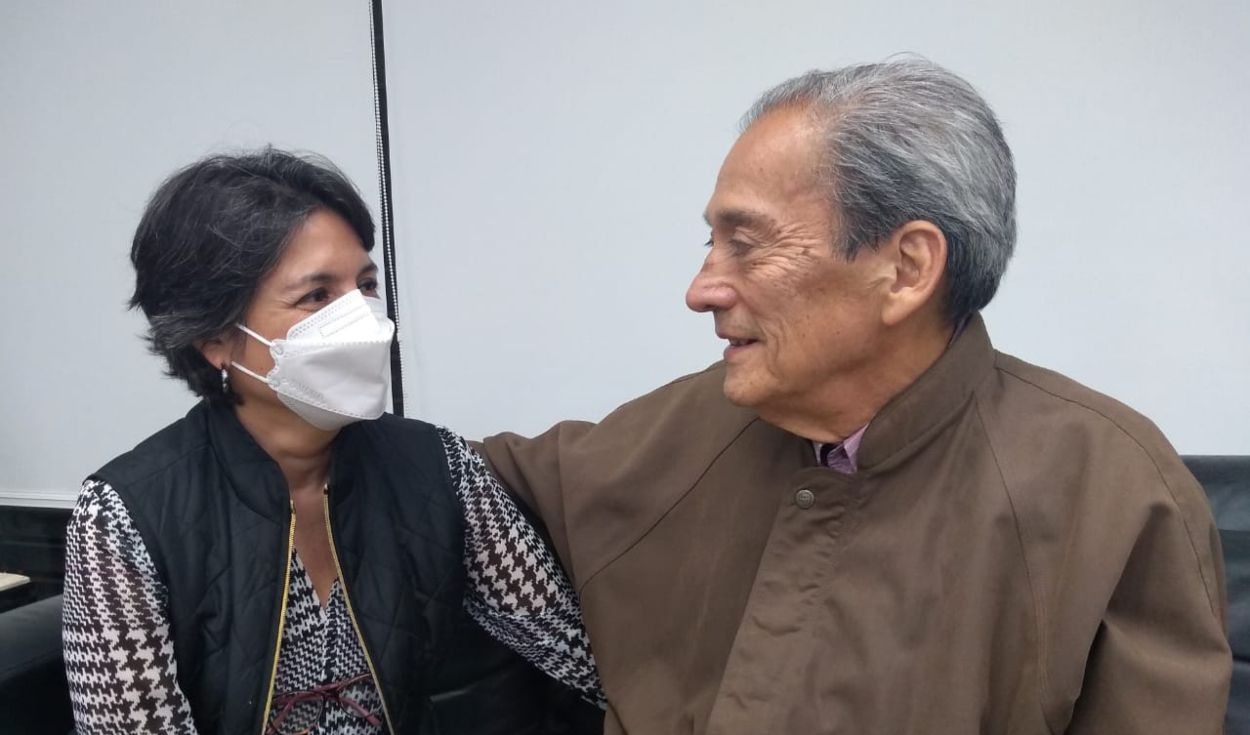 Hija de ministro de Educación niega haber filtrado examen de docentes