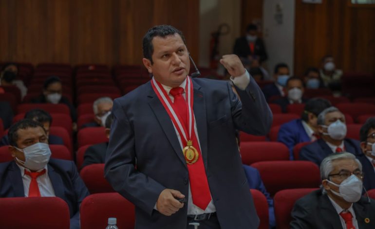 Gobernador de Piura: «Considero que el Perú necesita madurez y estabilidad política»