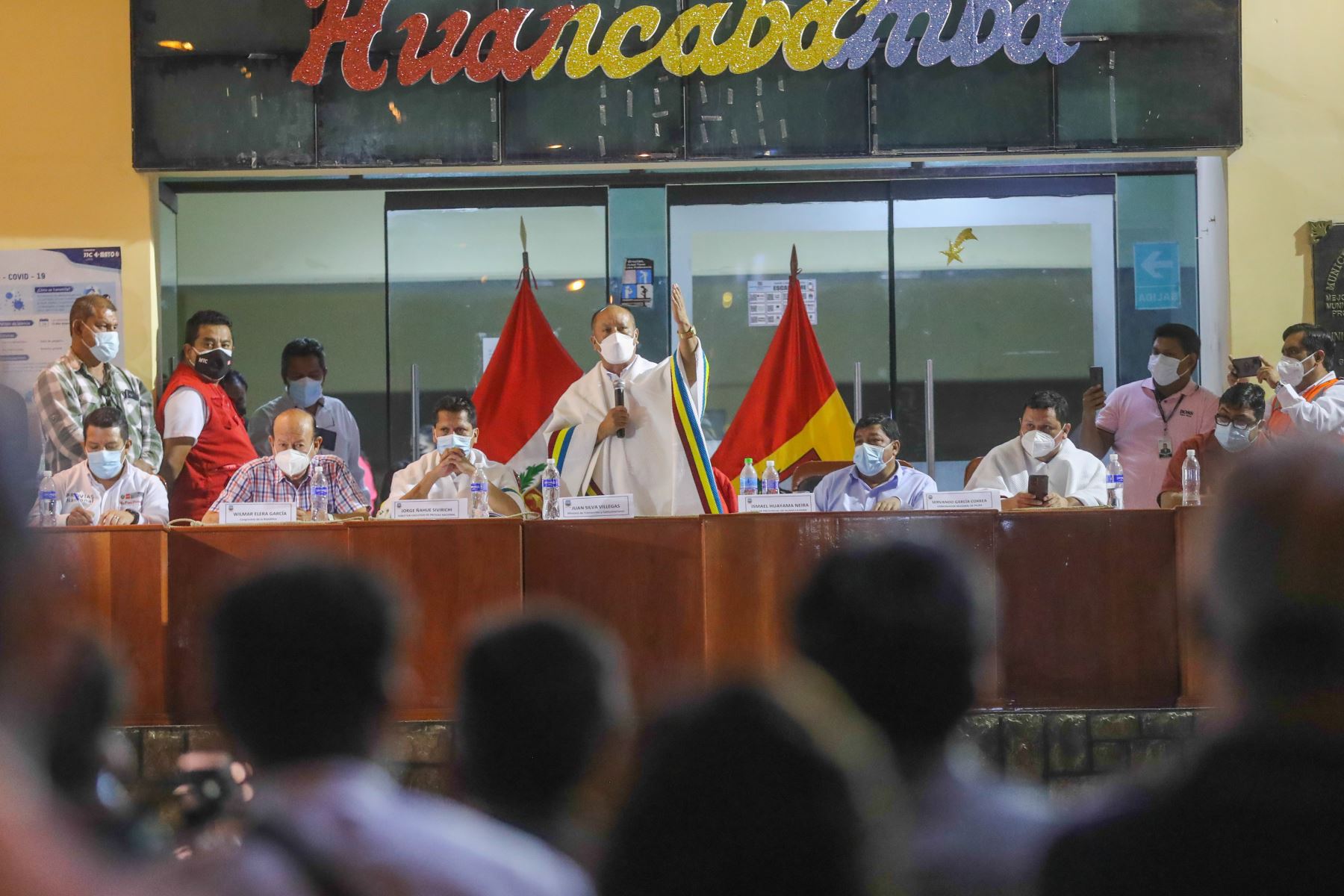 Suspenden paro anunciado en Huancabamba tras mesa de trabajo con ministro Silva