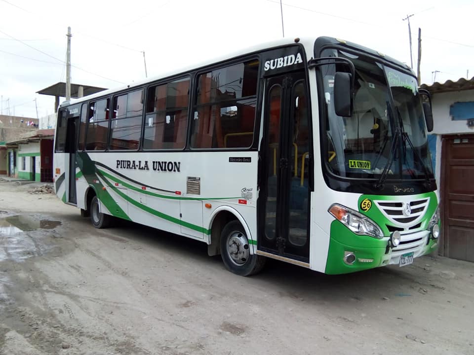 A balazos asaltan ómnibus que cubre la ruta Piura-La Unión