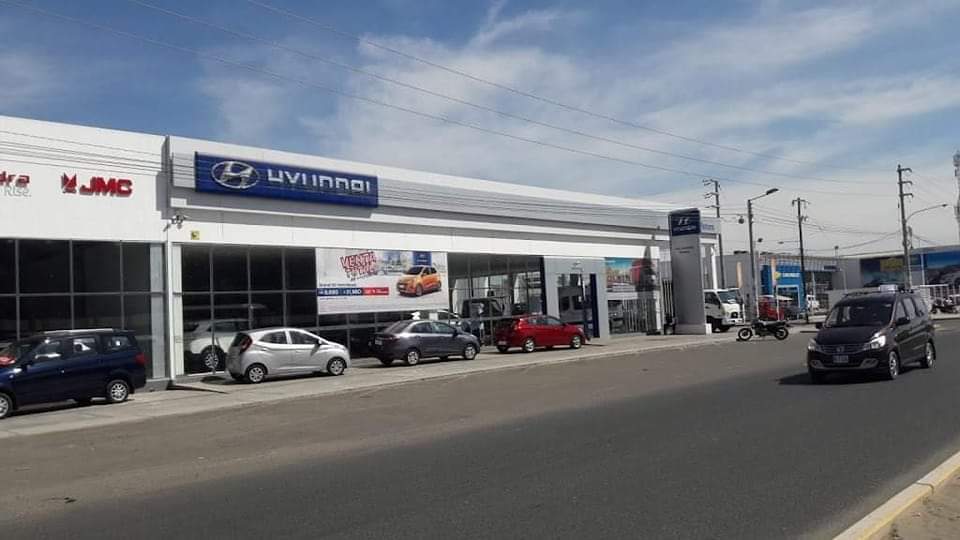 Piura: roban a cliente dentro de tienda de autos y se llevan 60 mil soles