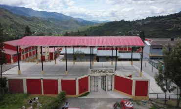 Gore culmina construcción de Instituto Néstor Martos en Huancabamba