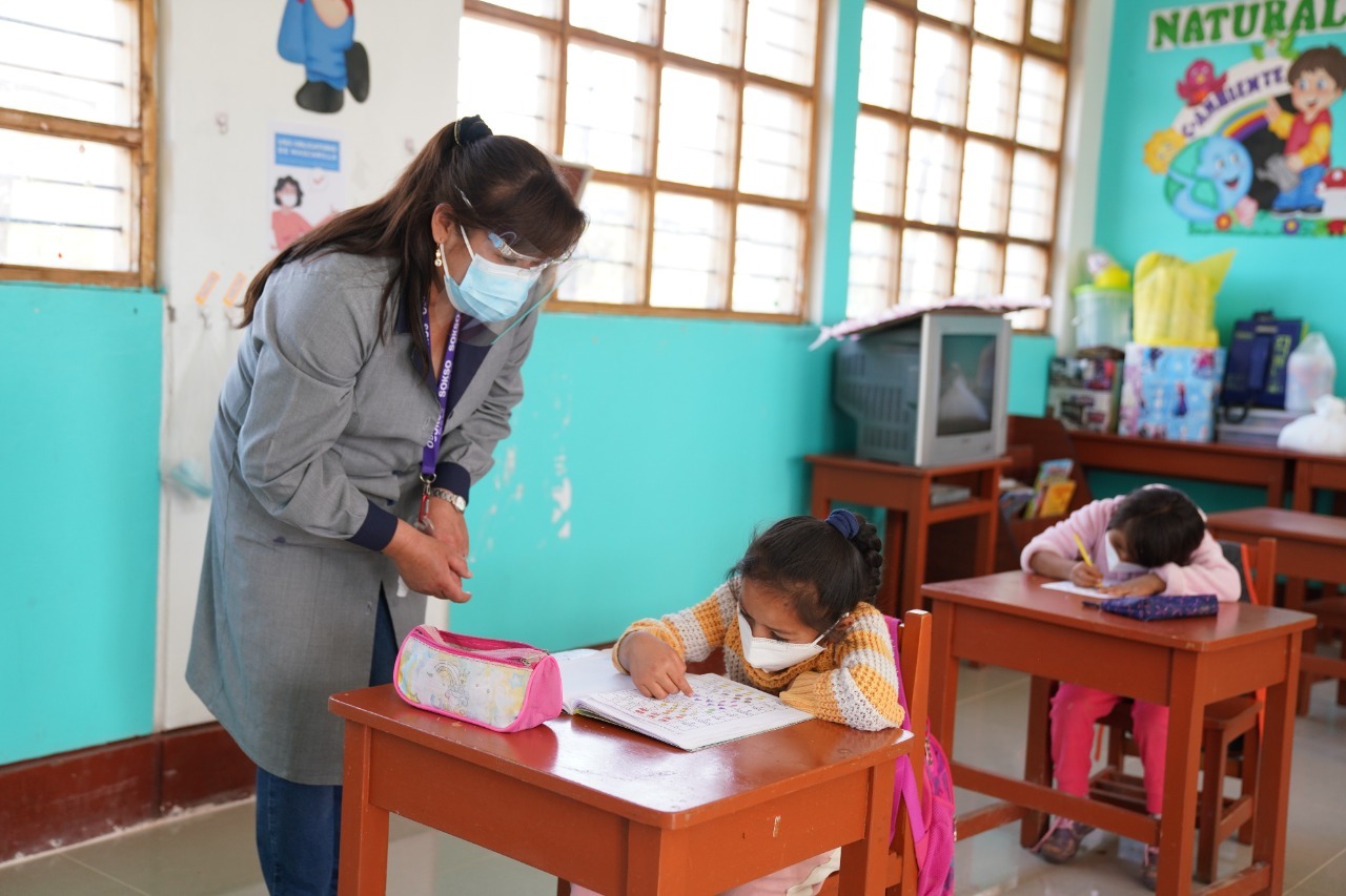 Minedu: clases presenciales se desarrollarán en horario regular de lunes a viernes
