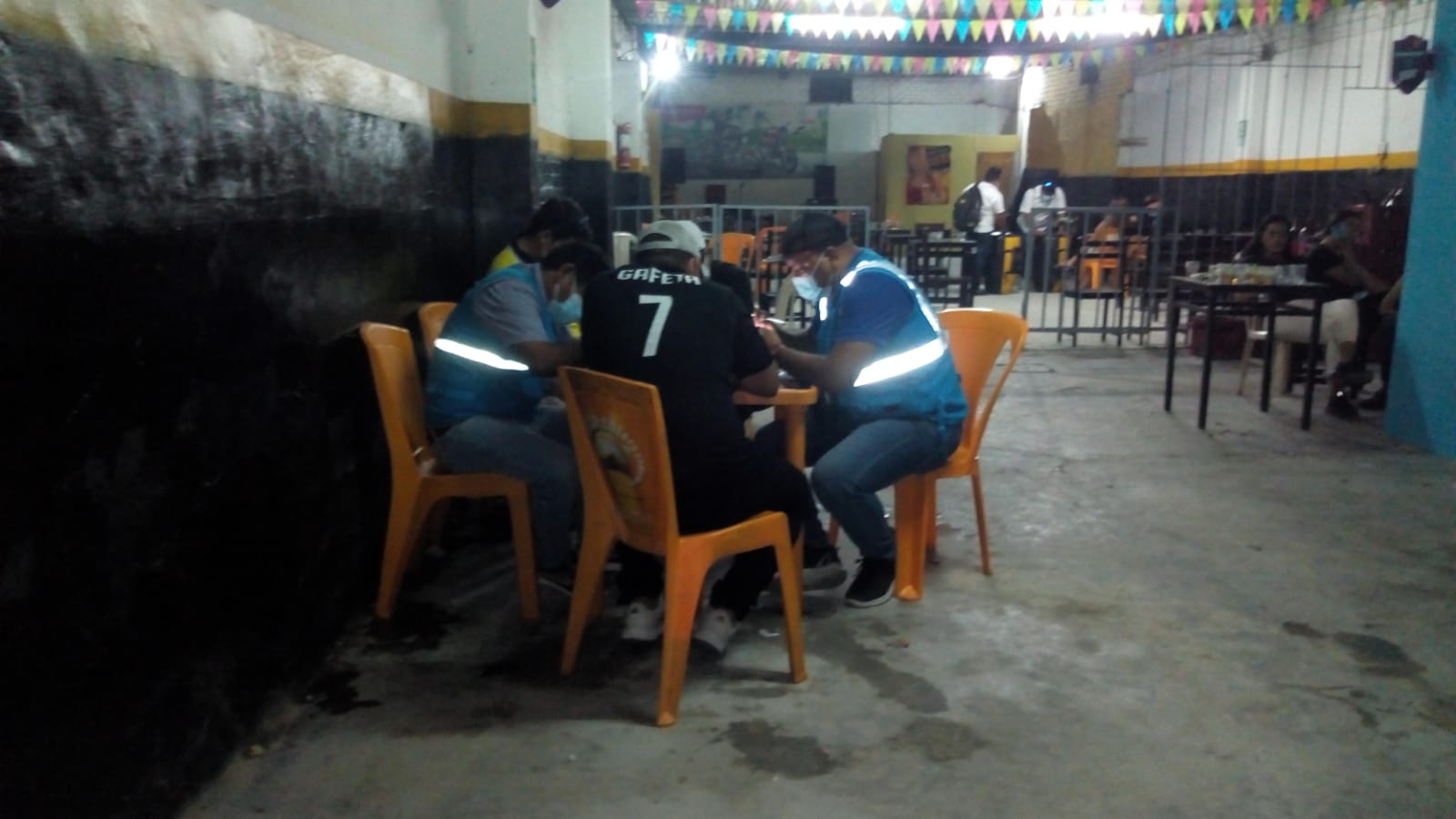 Sancionan a tres locales por no cumplir con normas municipales