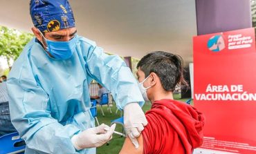 Perú ya ha vacunado a unos 900 mil niños contra la COVID-19