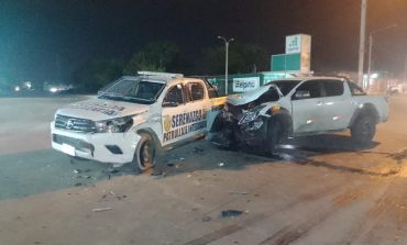 Piura: camioneta impacta a patrullero municipal y deja a un sereno herido