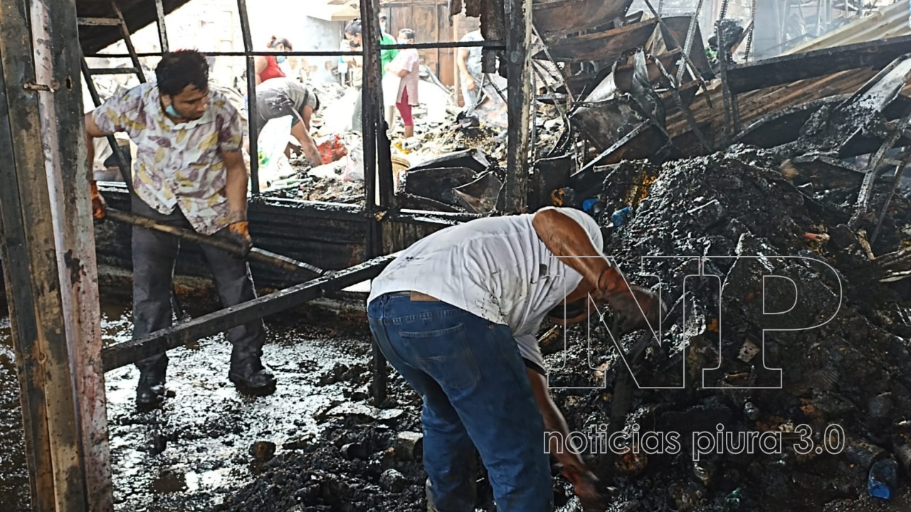 Piura: evalúan traslado de comerciantes damnificados por incendio a dos mercados de la ciudad
