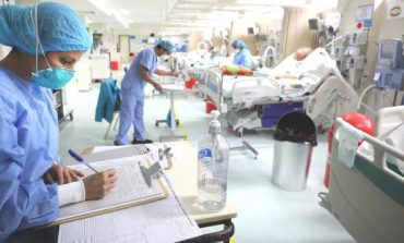 Piura: enfermeros que atendieron a pacientes covid-19 en la Casa Solidaria están impagos