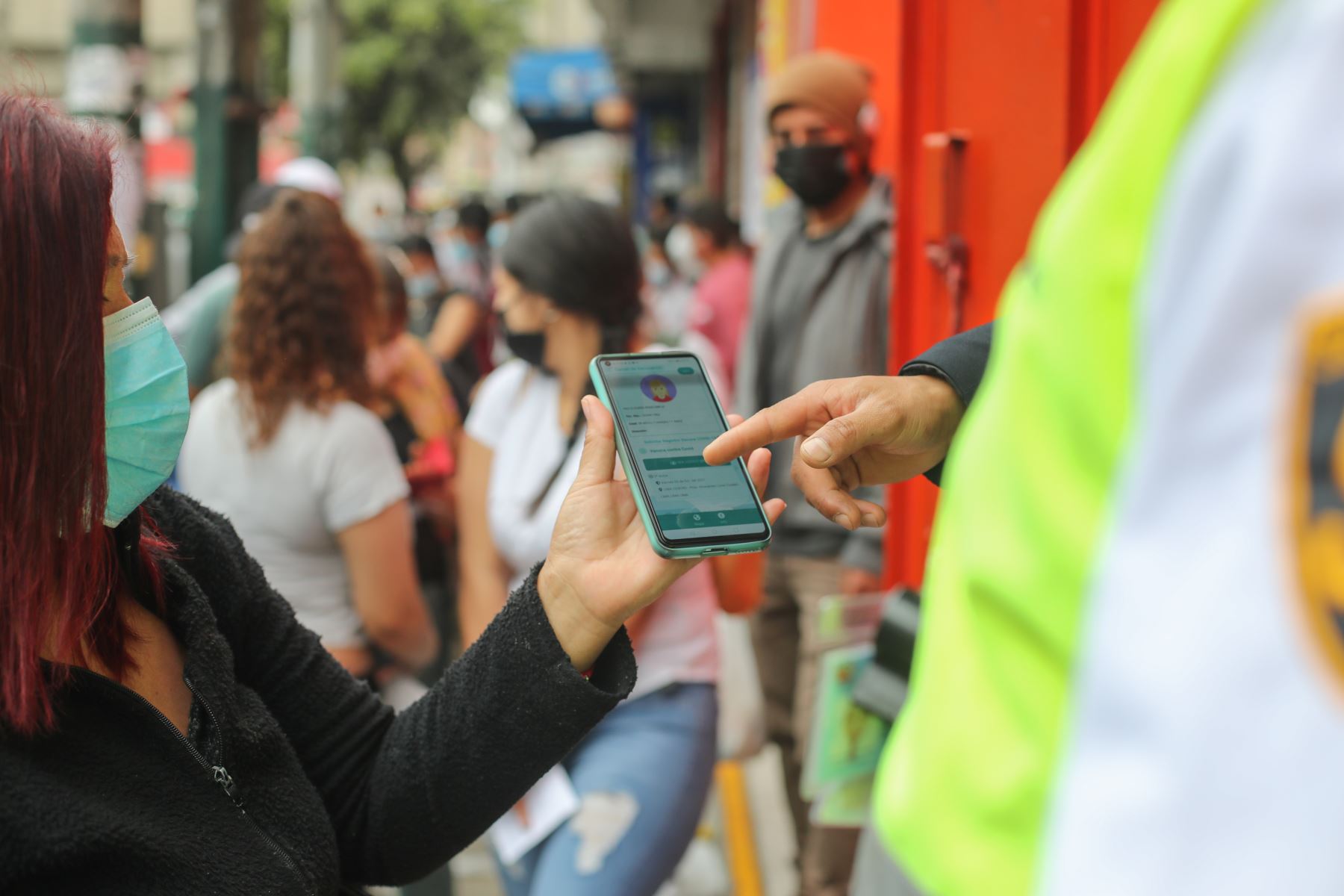 Covid-19: desde el 1 de abril se exigirán tres dosis de la vacuna a mayores de 18 años