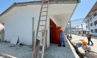 Detectan retrasos y ausencia de personal en rehabilitación de colegio en Las Lomas