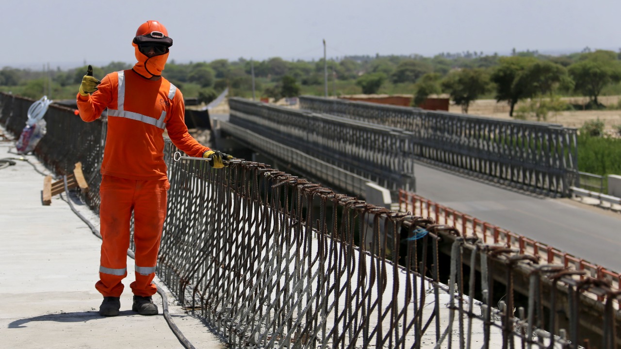 Ministerio de Transporte y Comunicaciones construirá 21 puentes en Piura