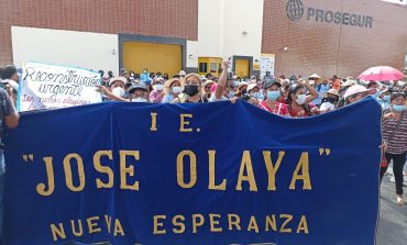 Piura: padres de colegios José Olaya y César Vallejo protestan por falta de infraestructura